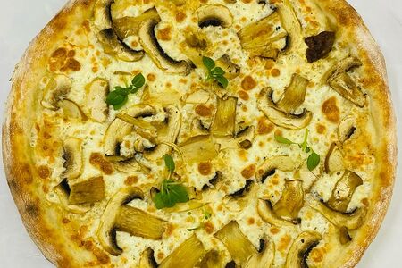 Трюфельно-грибная пицца