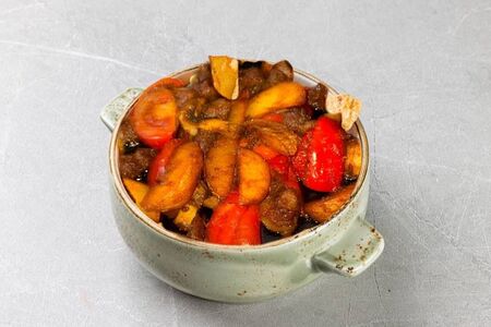 New Острая говядина с овощами