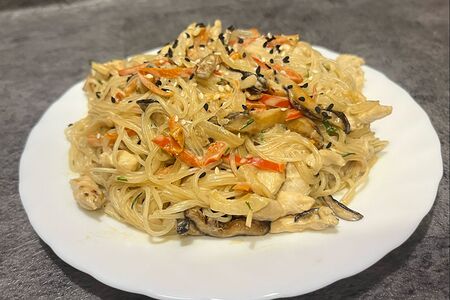 Вок с Фунчозой