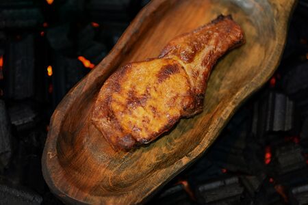 Антрекот cвинoй