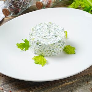 Салат с сельдереем