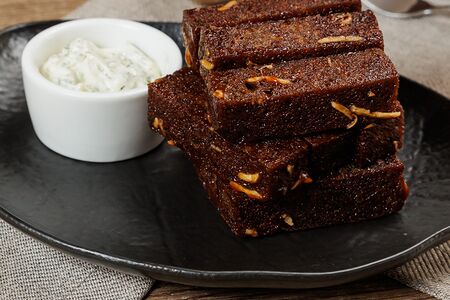 Гренки чесночные