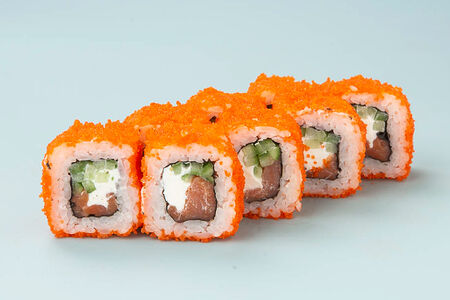 Ролл Калифорния с лососем