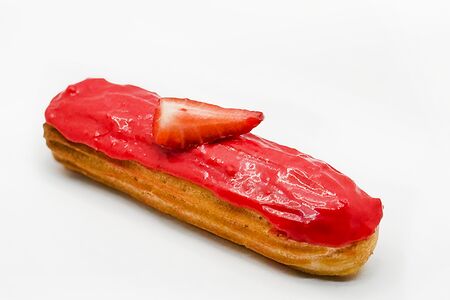 Клубничный эклер