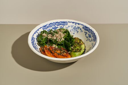 Салат из запечённой тыквы с киноа