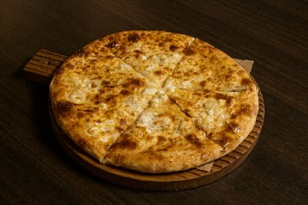 Слоеный хачапури Пеновани