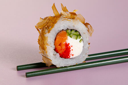 Бонито с копчёным Лососем