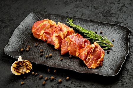 Маринованный шашлык из свиной шеи 