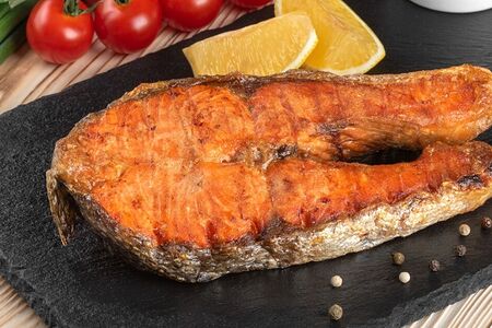 Шашлык из семги на мангале