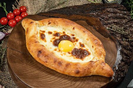 Хачапури по-аджарски