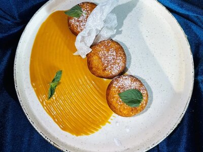 Сырники с домашней карамелью