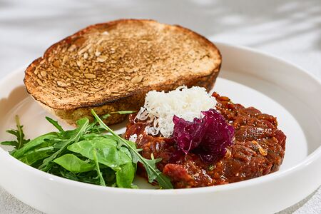 Тартар из мраморной говядины 