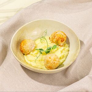 Тефтельки из индейки с картофельным пюре 