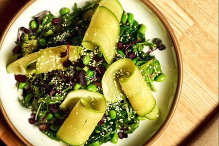 Зеленый салат