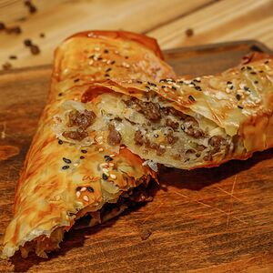 Пита са месом*