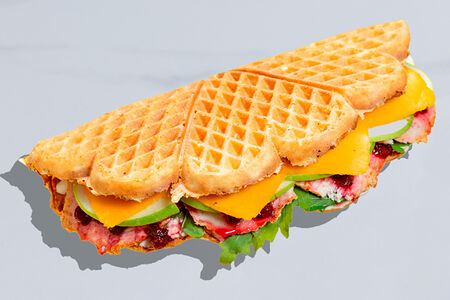 Индиана Джонс