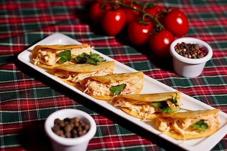 Такосы со снежным крабом