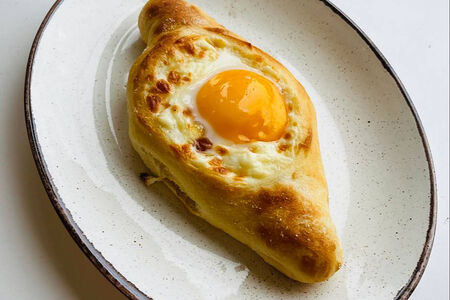 Хачапури по-аджарски