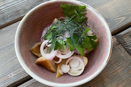 Маринованные белые грибы