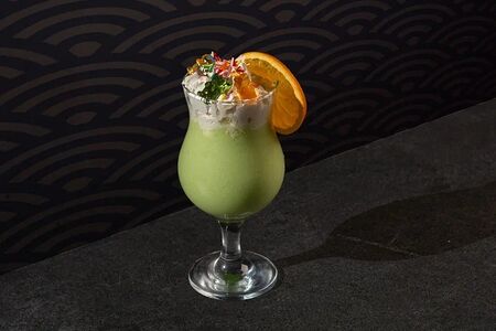 Фисташка-малина милкшейк