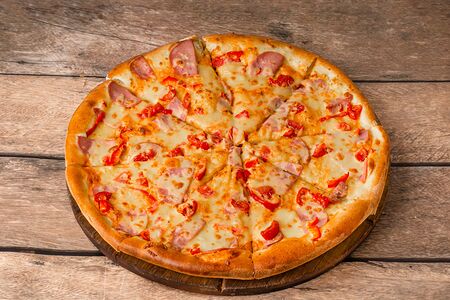 Пицца Колбаса-ветчина