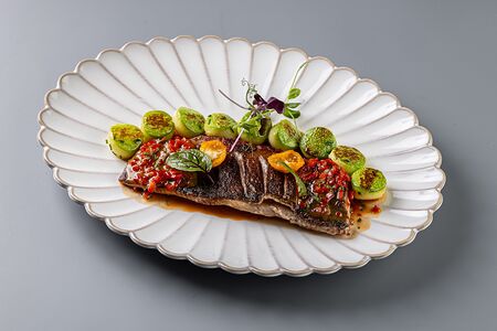 Филе терпуга с кабачками