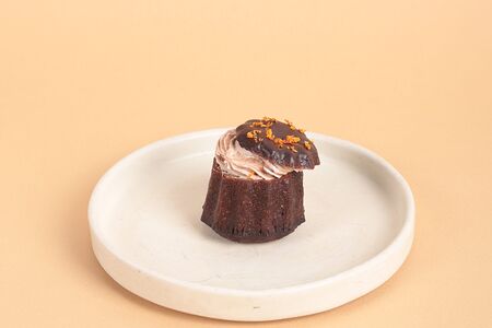 Канелле с начинкой