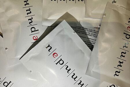 Влажная салфетка 