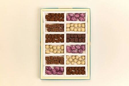 Набор драже №8