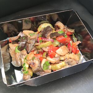 Салат из запеченных овощей