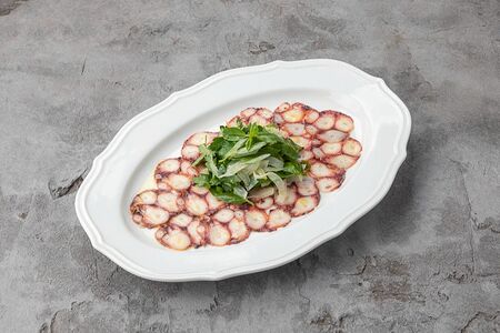 Карпаччо из осьминога с фенхелем