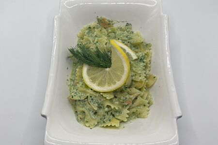 Паста Фарфалле с форелью 