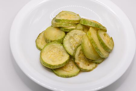 Кабачки запеченные