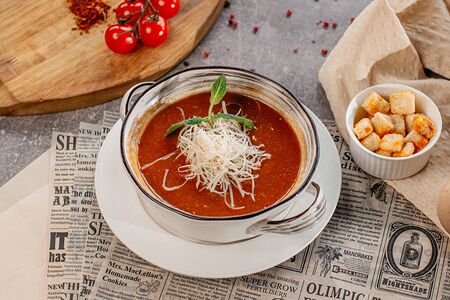 Гаспачо с моцареллой