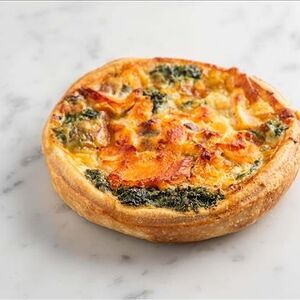 Киш со шпинатом и лососем