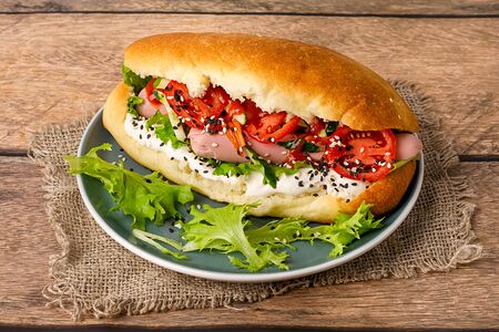 Хот-дог в булке