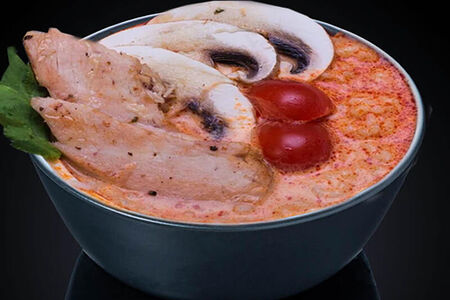 Суп Том ям с курицей