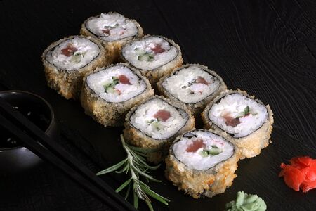 Ролл Тунец темпура