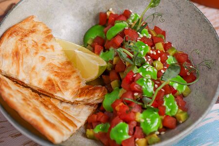 Тартар тунец