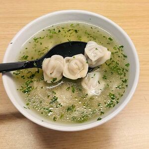 Хамур Долма (суп с ушками)