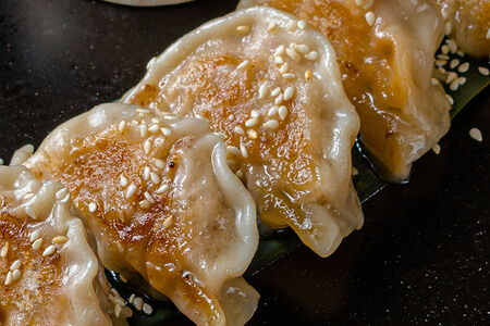 Гёдза с крабом