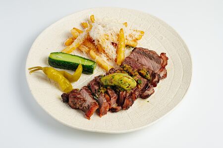 Стейк из мраморной говядины