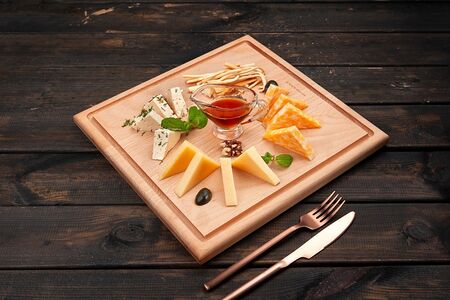 Сырное ассорти