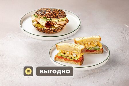 Пара сэндвичей