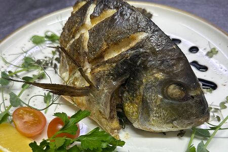 Дорадо запеченная