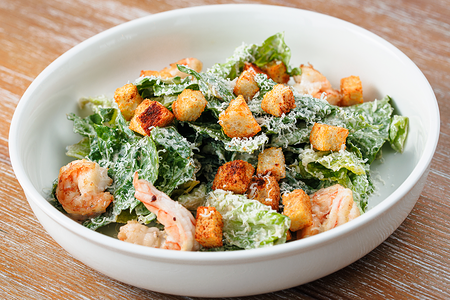 Салат Цезарь с креветкой