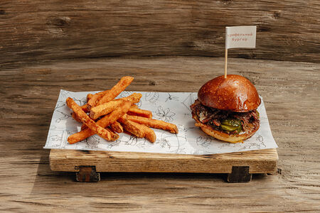 Бургер с томленым ребром