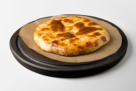 Осетинский пирог с картофелем и сыром