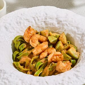 Тальятелле с креветками и цукини