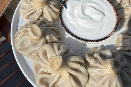 Хинкали с сёмгой и креветками